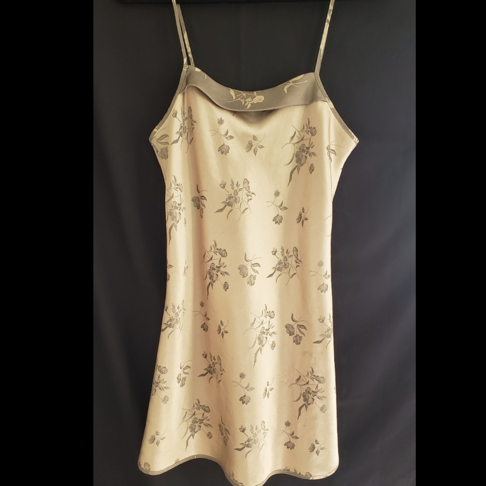 JONES NEW YORK Slip Dress